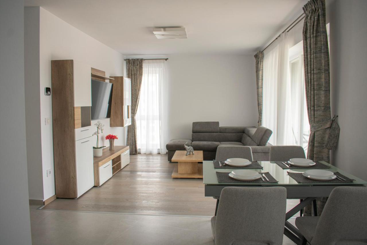 Apartamento Tampa View Kasper Braşov Exterior foto
